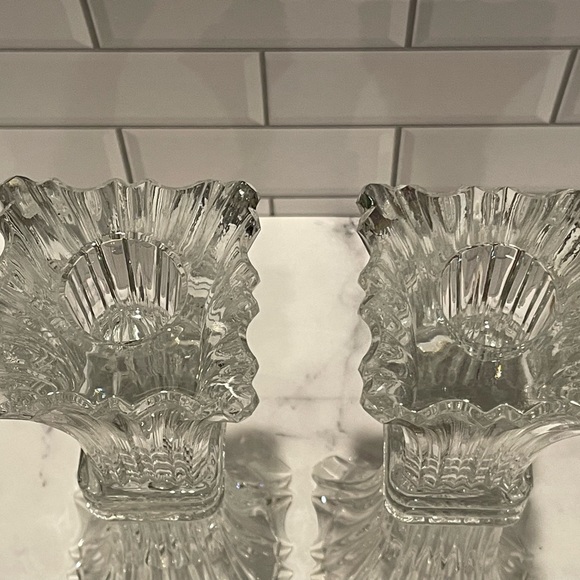 Royal Gallery Of Crystal Candle Holder Set - Picture 4 of 6